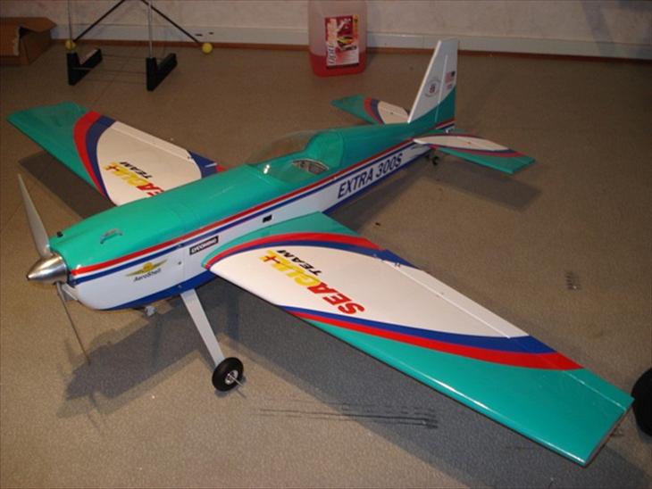 Fly Seagull Extra 300S (smadret) billede 1