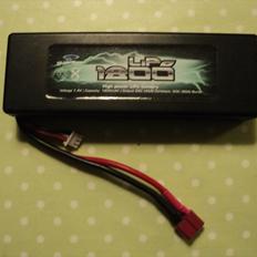 Off-Roader Stealth x09 truggy brushless