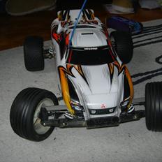 Off-Roader Traxxas Rustler