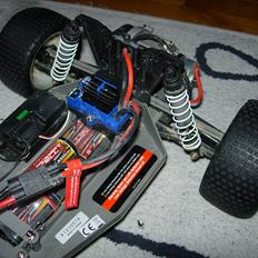 Off-Roader Traxxas Rustler