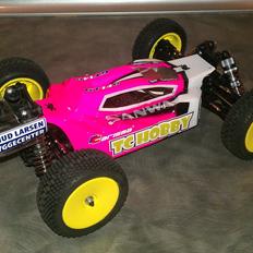 Buggy Carisma GT14B