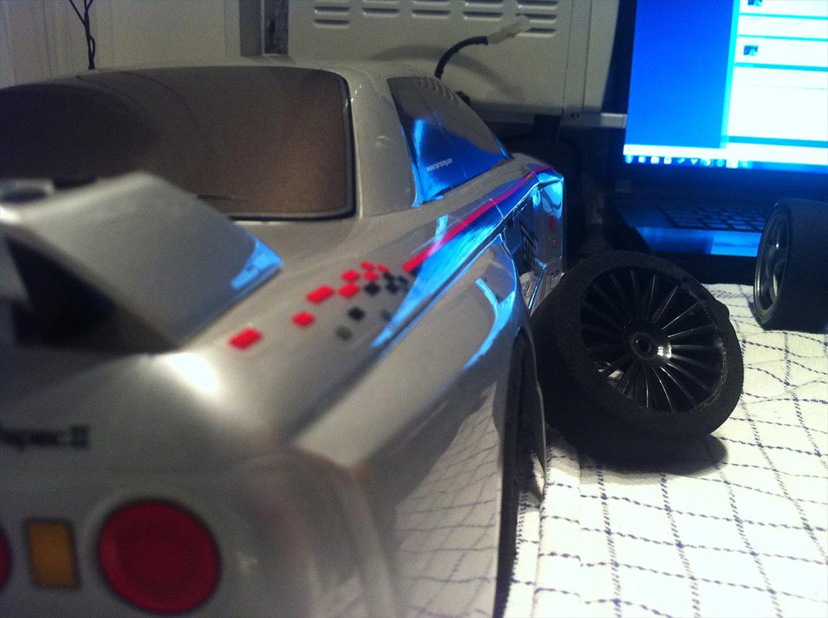 Bil skyline hpi e10 ( skrodet / brugt i dele) billede 3