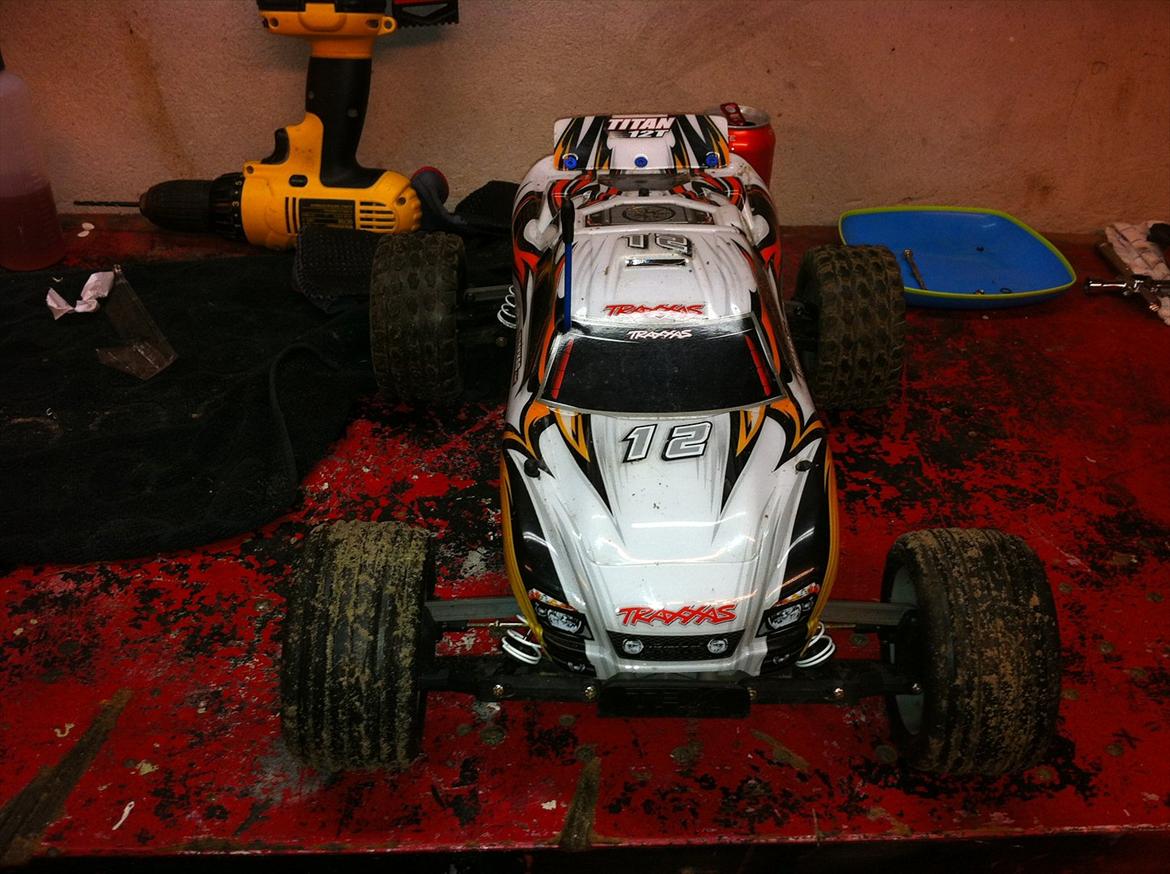 Bil TRAXXAS RUSTLER billede 3