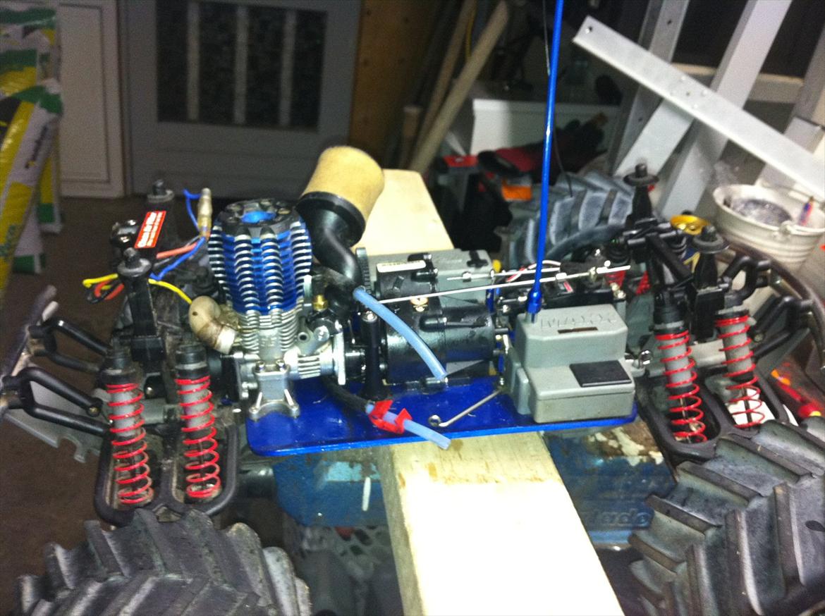 Bil T-Maxx 2.5 - Ny motor billede 2