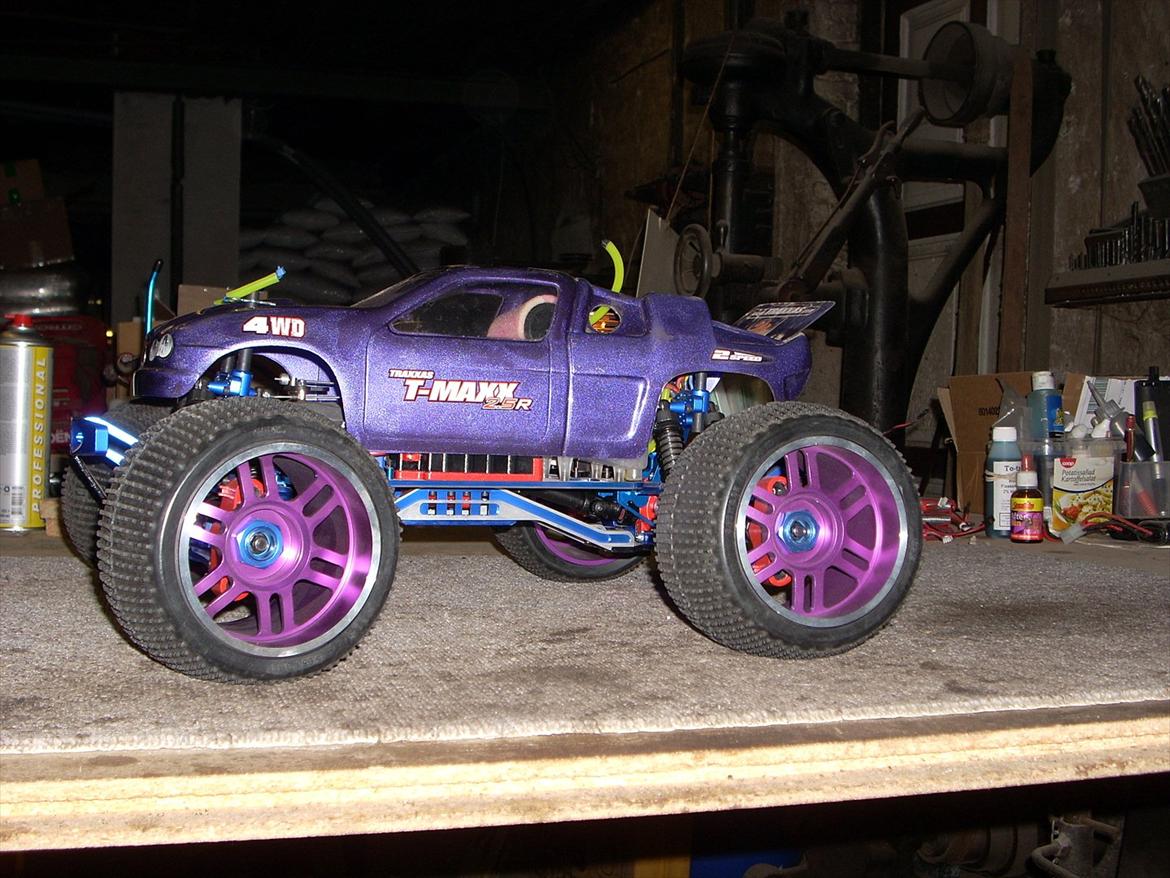 Off-Roader traxxas t-maxx 2,5 billede 1