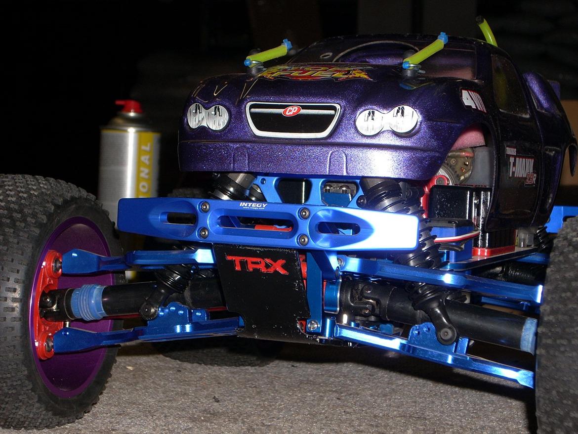 Off-Roader traxxas t-maxx 2,5 billede 3