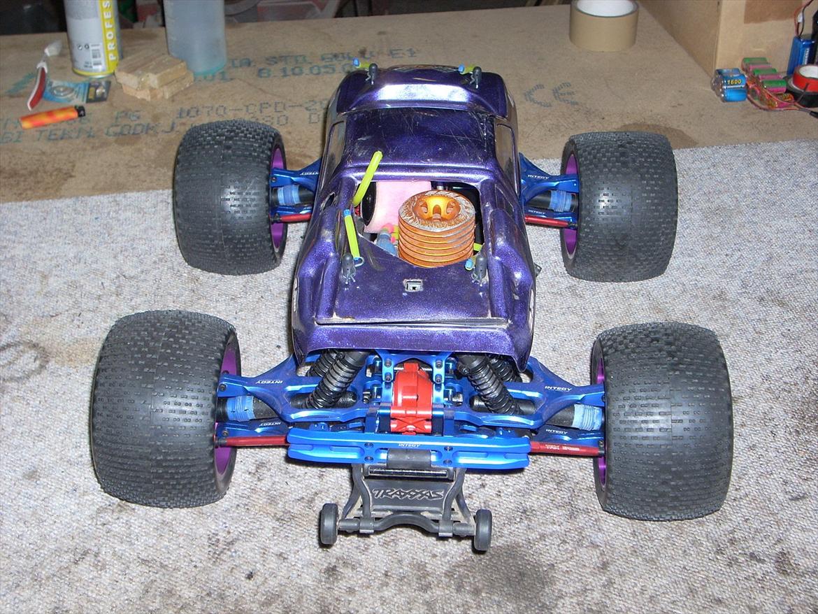 Off-Roader traxxas t-maxx 2,5 billede 5