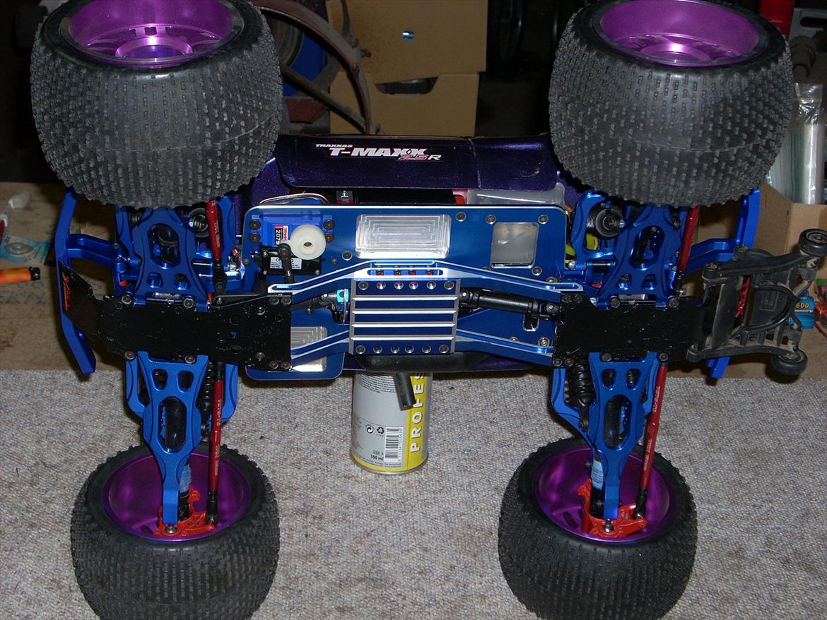 Off-Roader traxxas t-maxx 2,5 billede 8