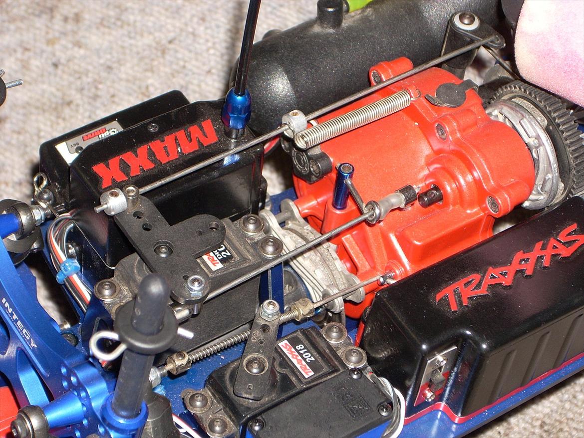 Off-Roader traxxas t-maxx 2,5 billede 15