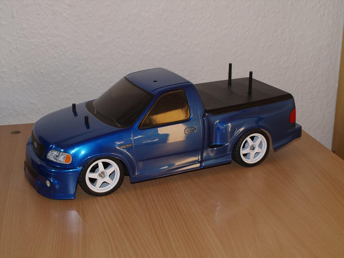 Bil Tamiya TT-01E Ford F-150 billede 4