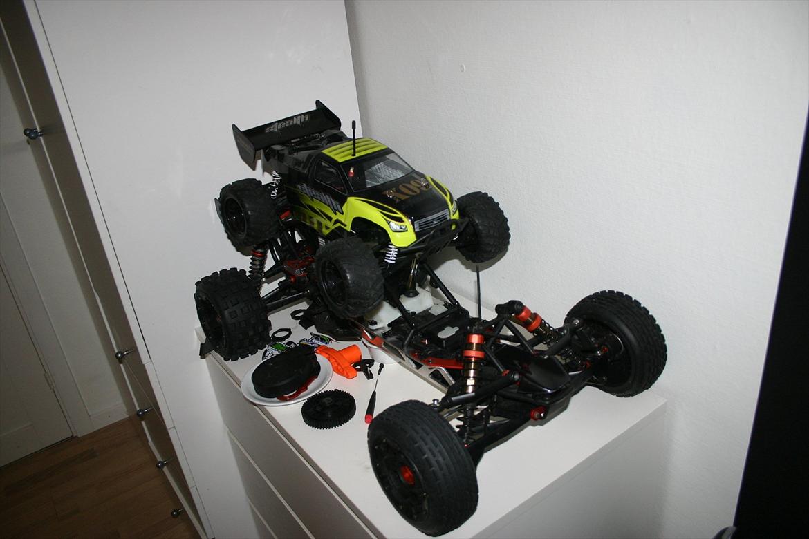 Bil Stealth x09 brushless - Sammen med min Baja :D billede 12