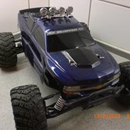 Off-Roader Stealth X09 Truggy Brushless 2.4GHz (Silverado) 