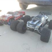 Bil Traxxas E-Revo