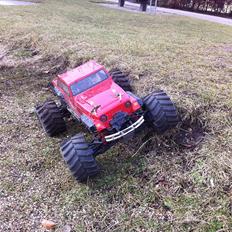 Off-Roader E-MAXX