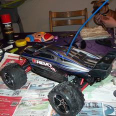 Off-Roader E-REVO  vxl