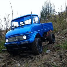 Bil cc-01 mercedes-benz unimog