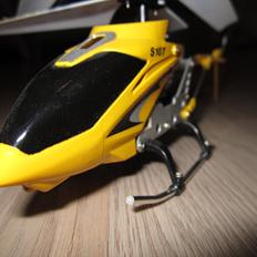 Helikopter Syma S107