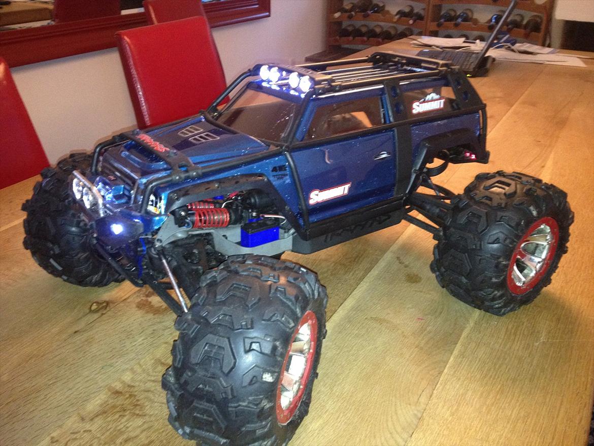 Off-Roader Traxxas Summit billede 1