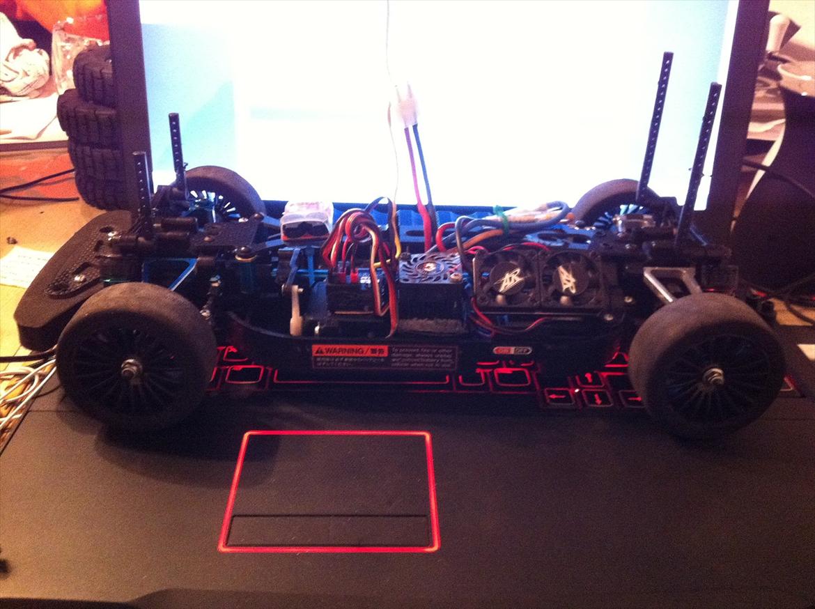 Bil TT-01 2200Kv (Brobi Wan Kenobi) billede 1