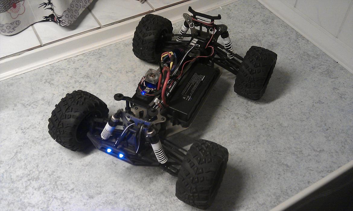 Off-Roader Stealth X09 Truggy Brushless 2.4GHz ( Hummer)      billede 12