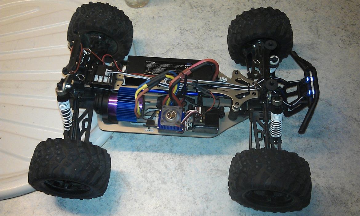 Off-Roader Stealth X09 Truggy Brushless 2.4GHz ( Hummer)      billede 13