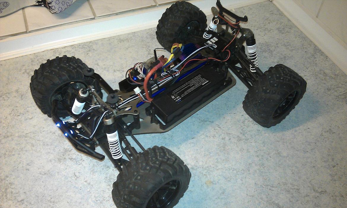 Off-Roader Stealth X09 Truggy Brushless 2.4GHz ( Hummer)      billede 14