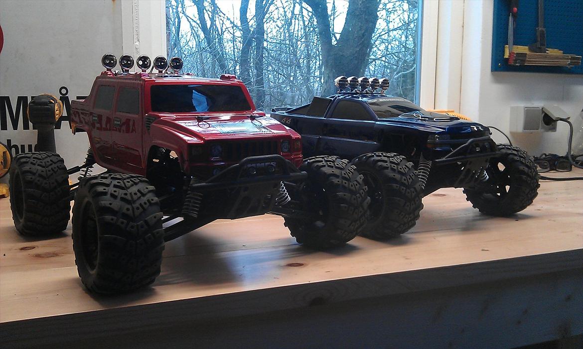 Off-Roader Stealth X09 Truggy Brushless 2.4GHz ( Hummer)      - sammen med min gode ved alla´s

sødt par ikke ? billede 18