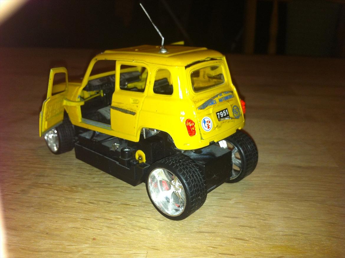 Bil Renault 4 billede 6