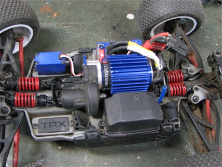 Bil Traxxas. E-Revo 1/16 billede 2