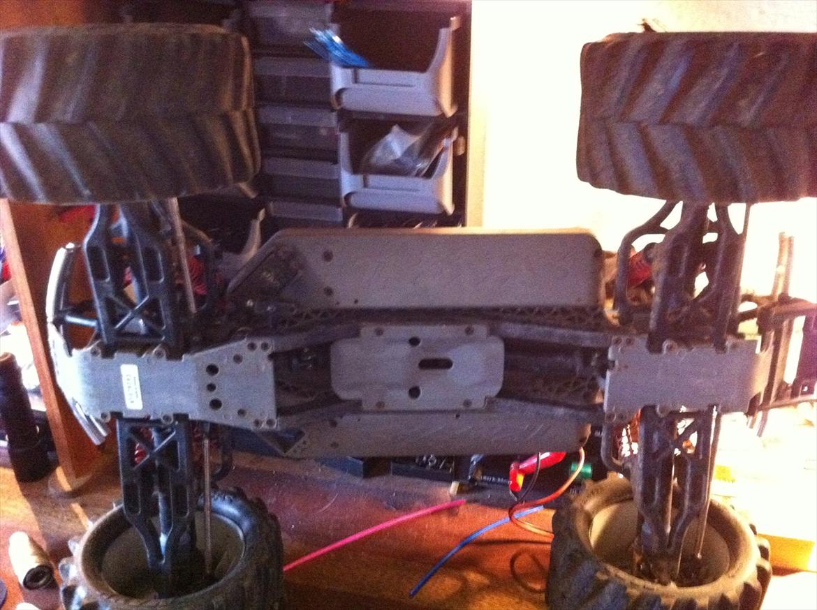 Off-Roader E-MAXX billede 8