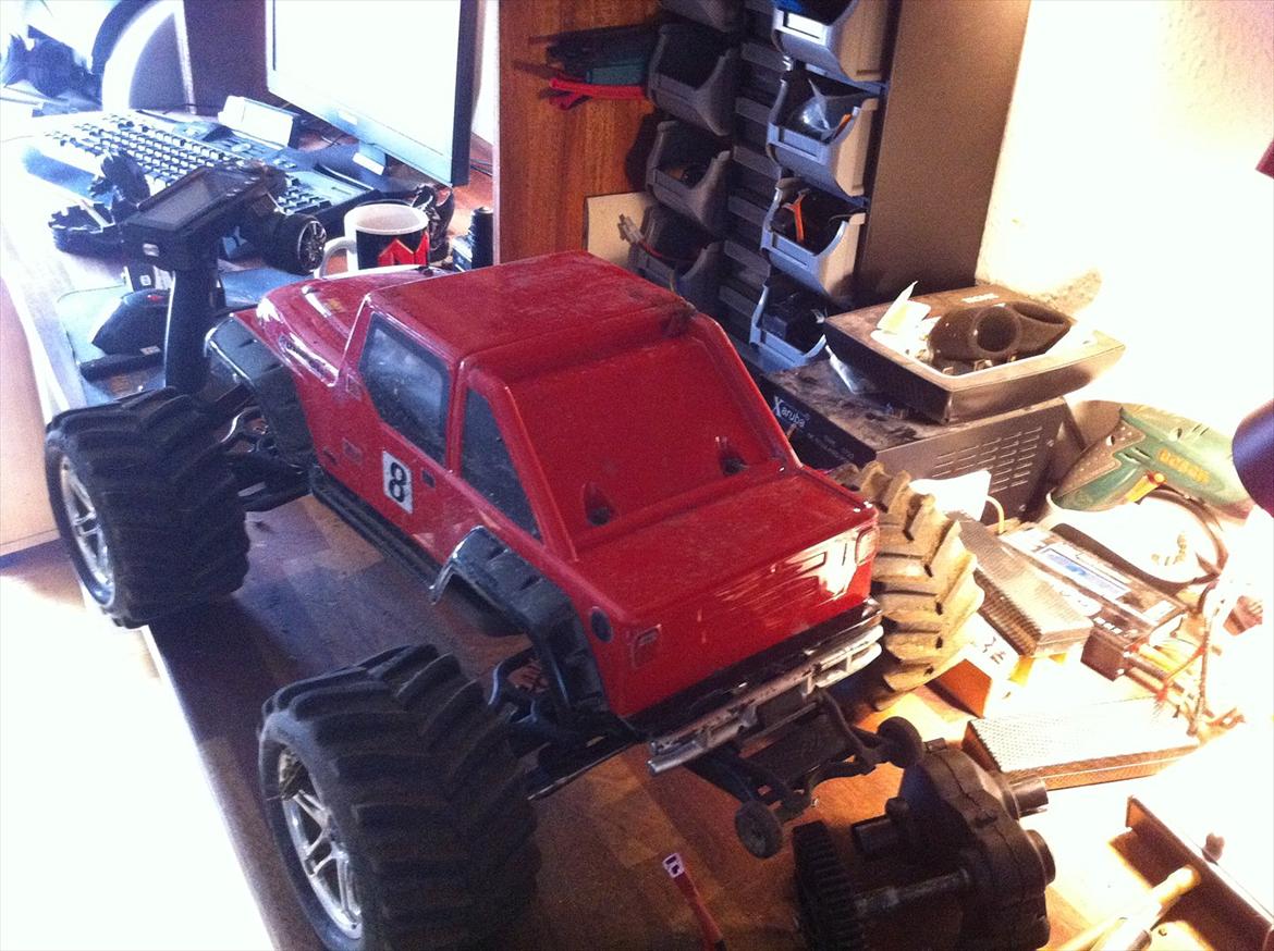 Off-Roader E-MAXX billede 10