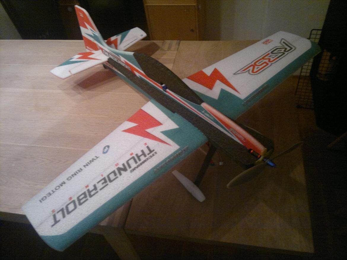 Fly RS 352  EPP MODEL FOR EXTREME AND 3D AEROBATICS - Færdi samlet. Klar til første tur billede 1