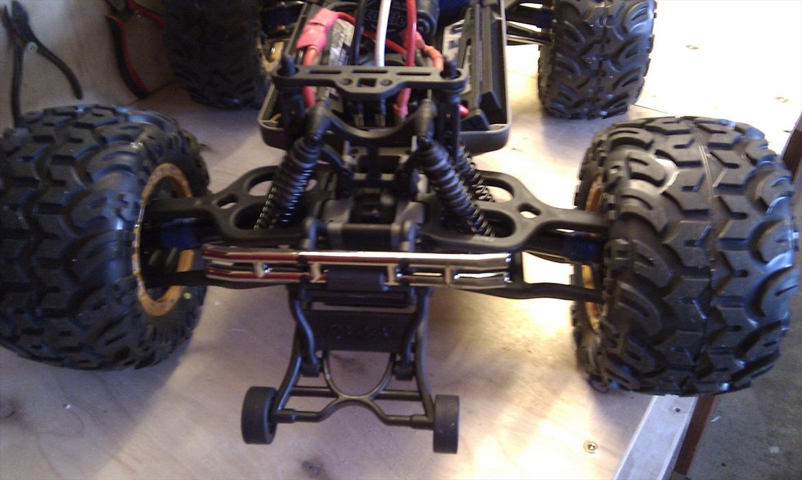 Truck E-Maxx 3908 billede 10