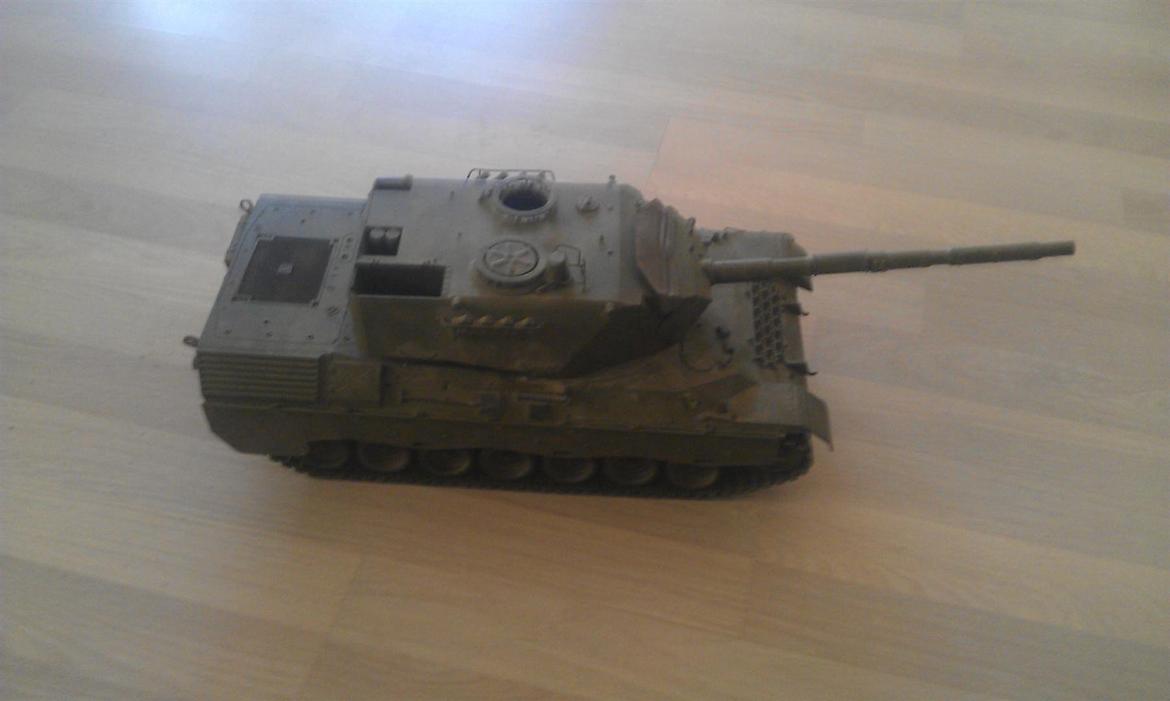 Militær Tamiya Leopard billede 1