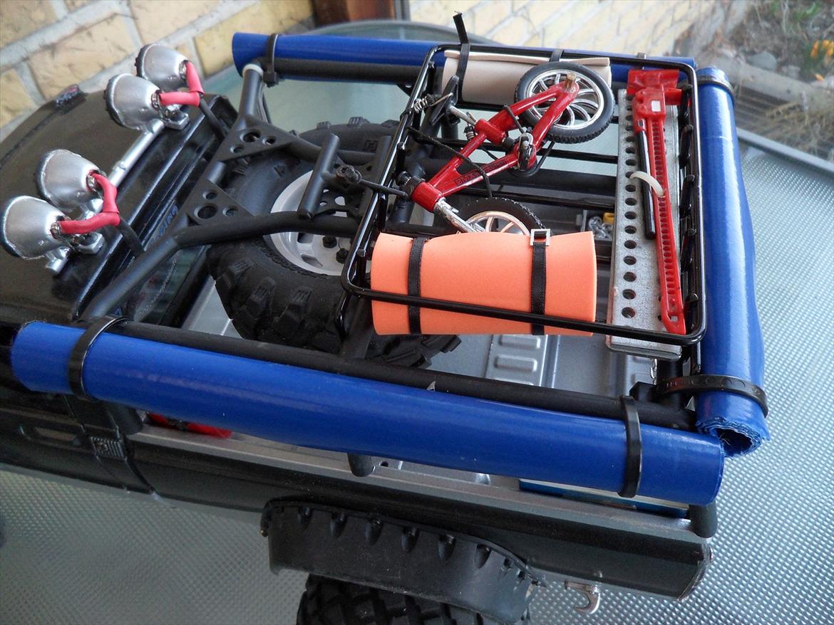 Off-Roader SCX10 Toyota Hilux "Mr Turtle" - Altid godt og være forberedt på lidt af det hele :-) billede 9