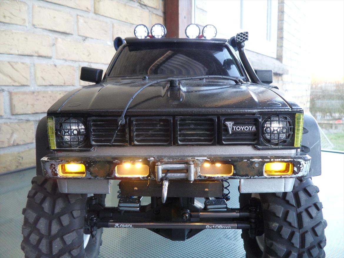 Off-Roader SCX10 Toyota Hilux "Mr Turtle" billede 12