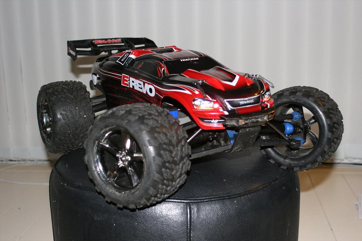 Bil E-Revo billede 4
