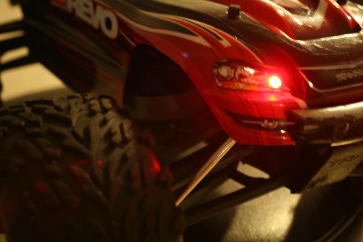 Bil E-Revo billede 9