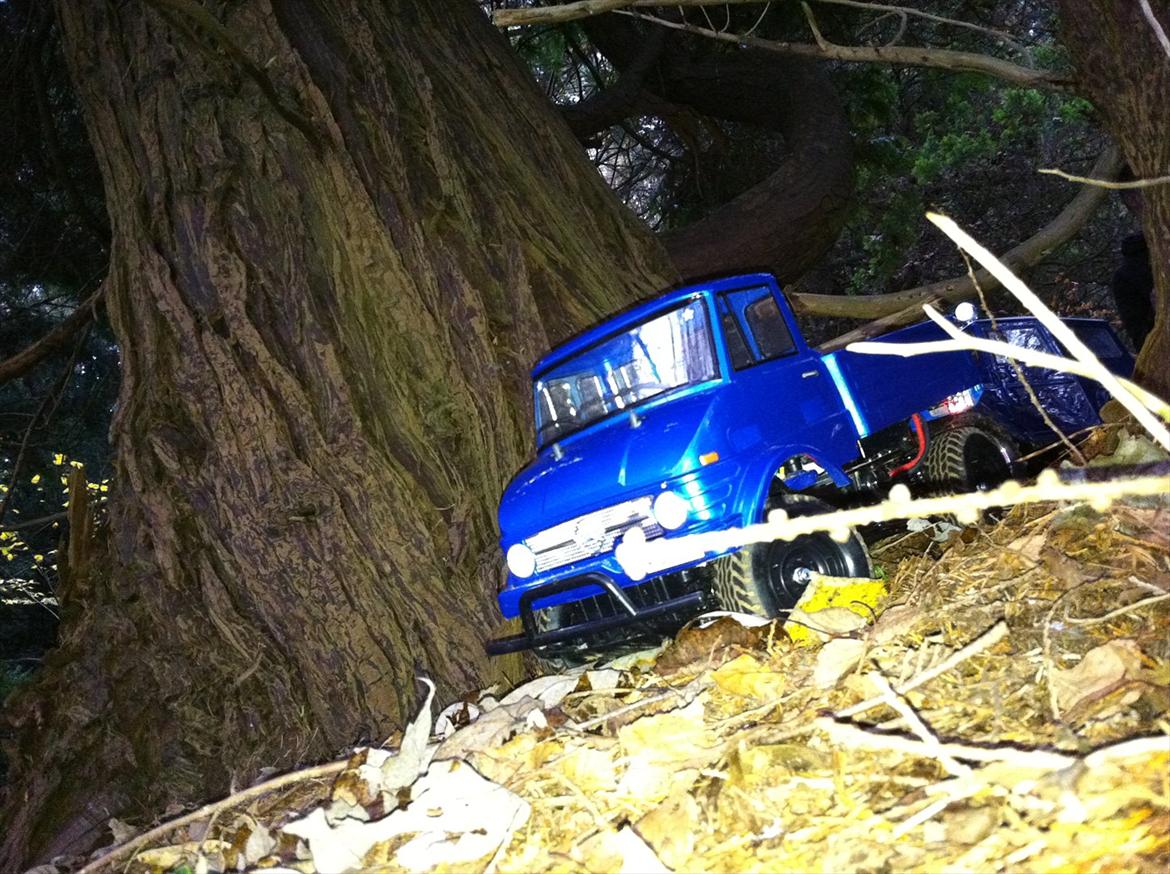 Bil cc-01 mercedes-benz unimog billede 3