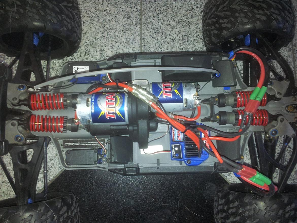 Bil Traxxas E-Revo billede 4