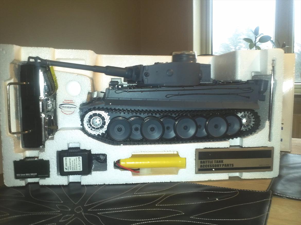 Militær Tiger 1, early model(Heng Long) billede 6