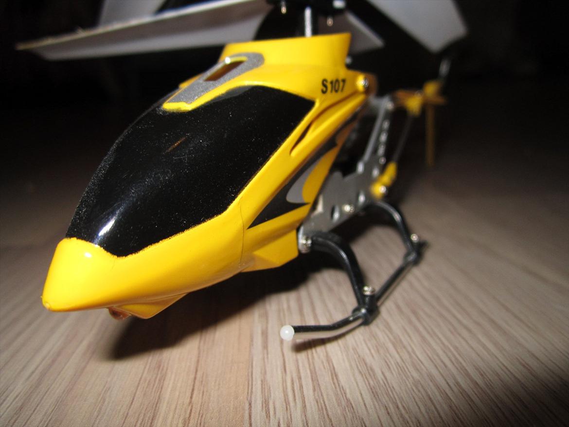 Helikopter Syma S107 billede 1