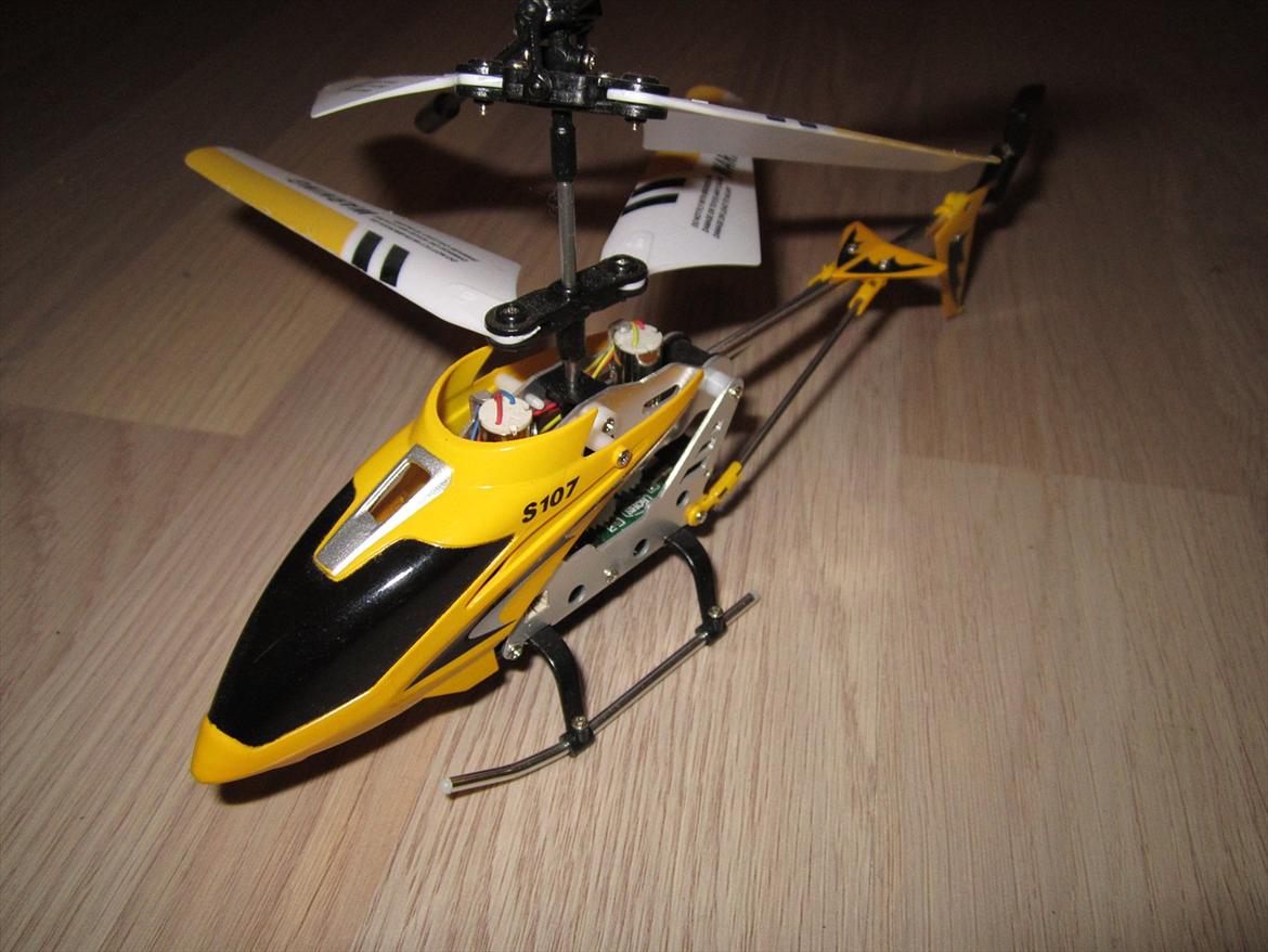 Helikopter Syma S107 billede 2