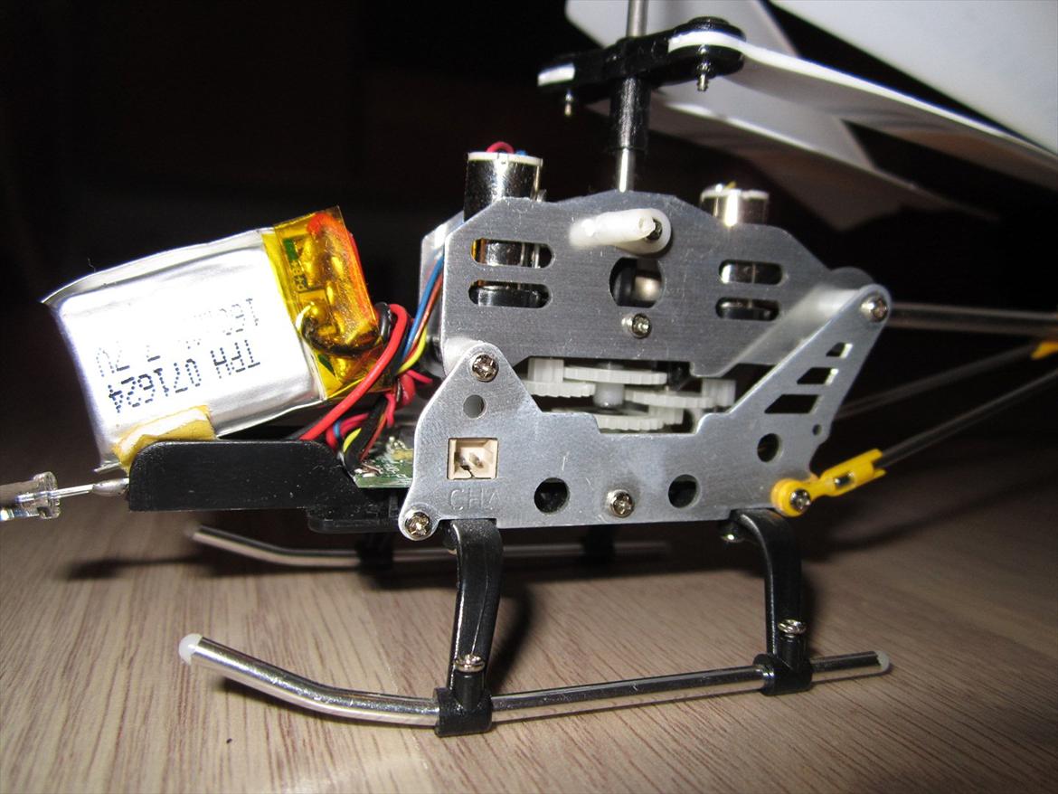 Helikopter Syma S107 billede 7