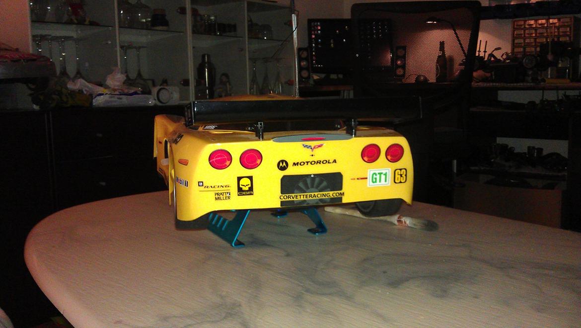 Bil Kyosho Inferno GT2 Corvette C6-R billede 4