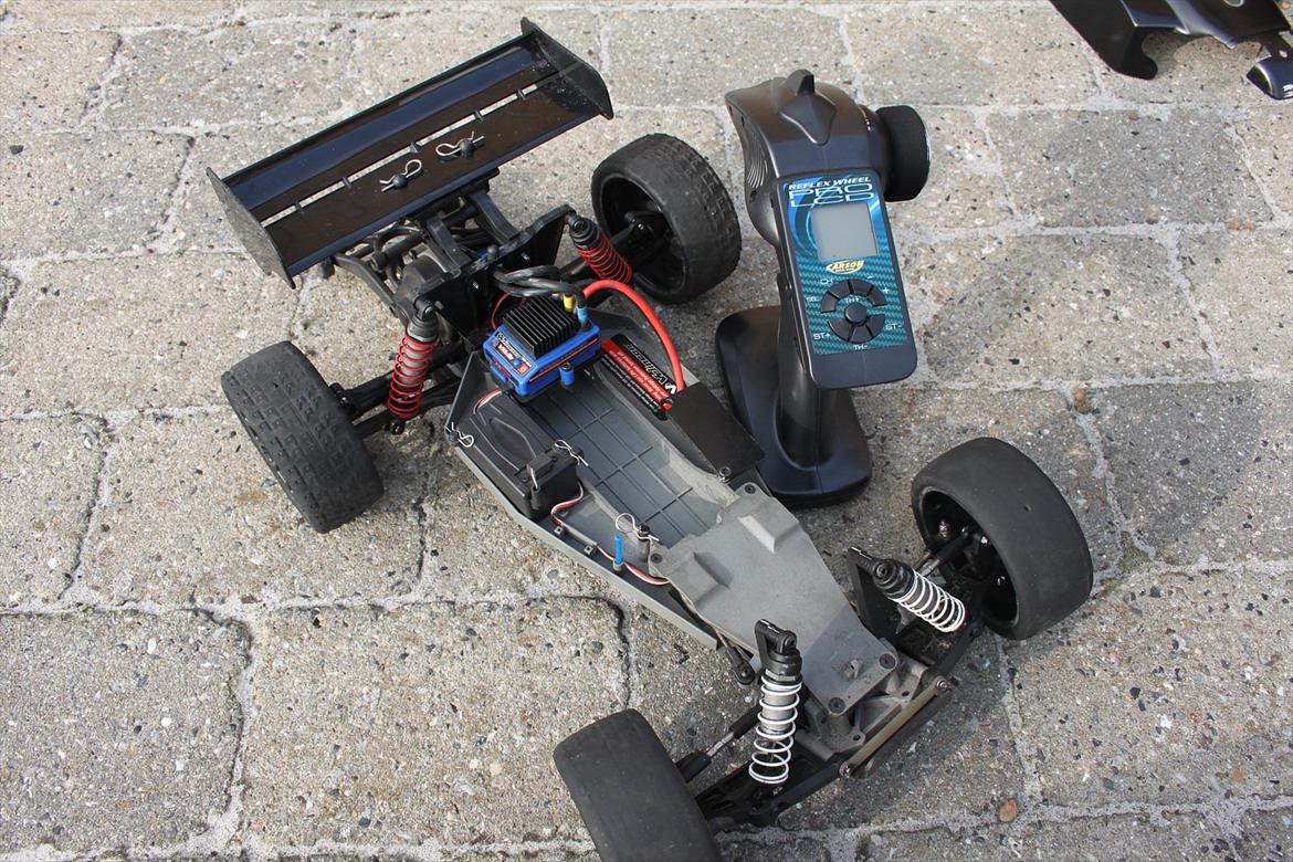 Bil Traxxas Rustler VXL 2.4 Ghz billede 9