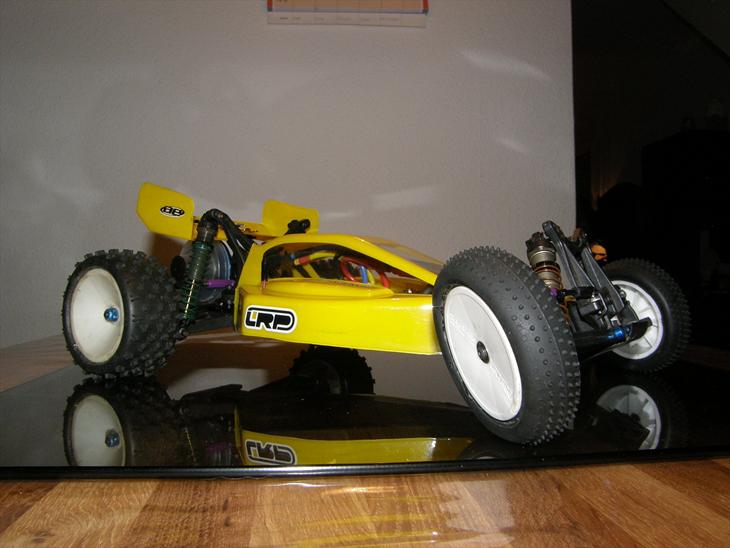 {{currentPhoto.altText}} billede {{currentPhoto.number}}