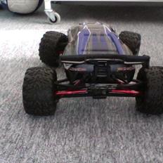 Bil Traxxas E-revo vxl