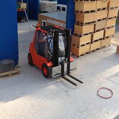 Maskiner robbe Linde H 50