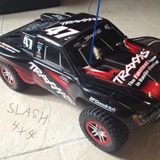 Off-Roader Traxxas Slash 4x4 Brushless